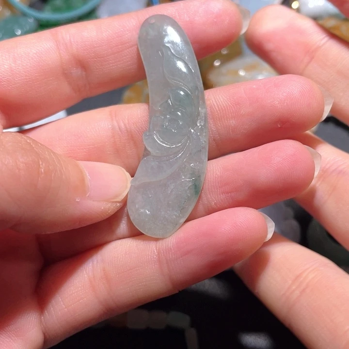 【闪购商品】翡翠颈饰未镶嵌天然翡翠