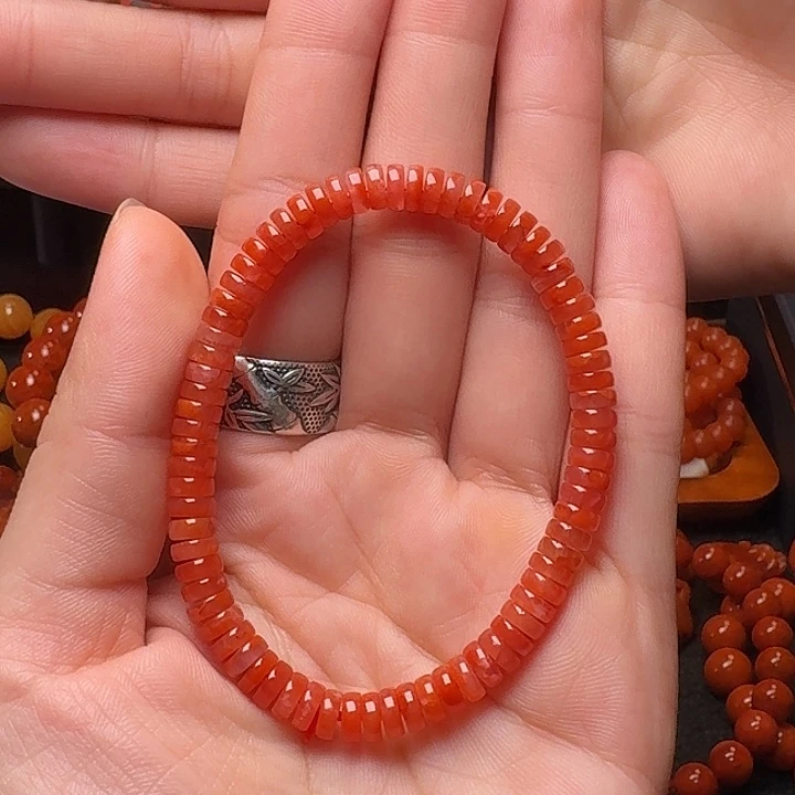 南红玛瑙未镶嵌手链