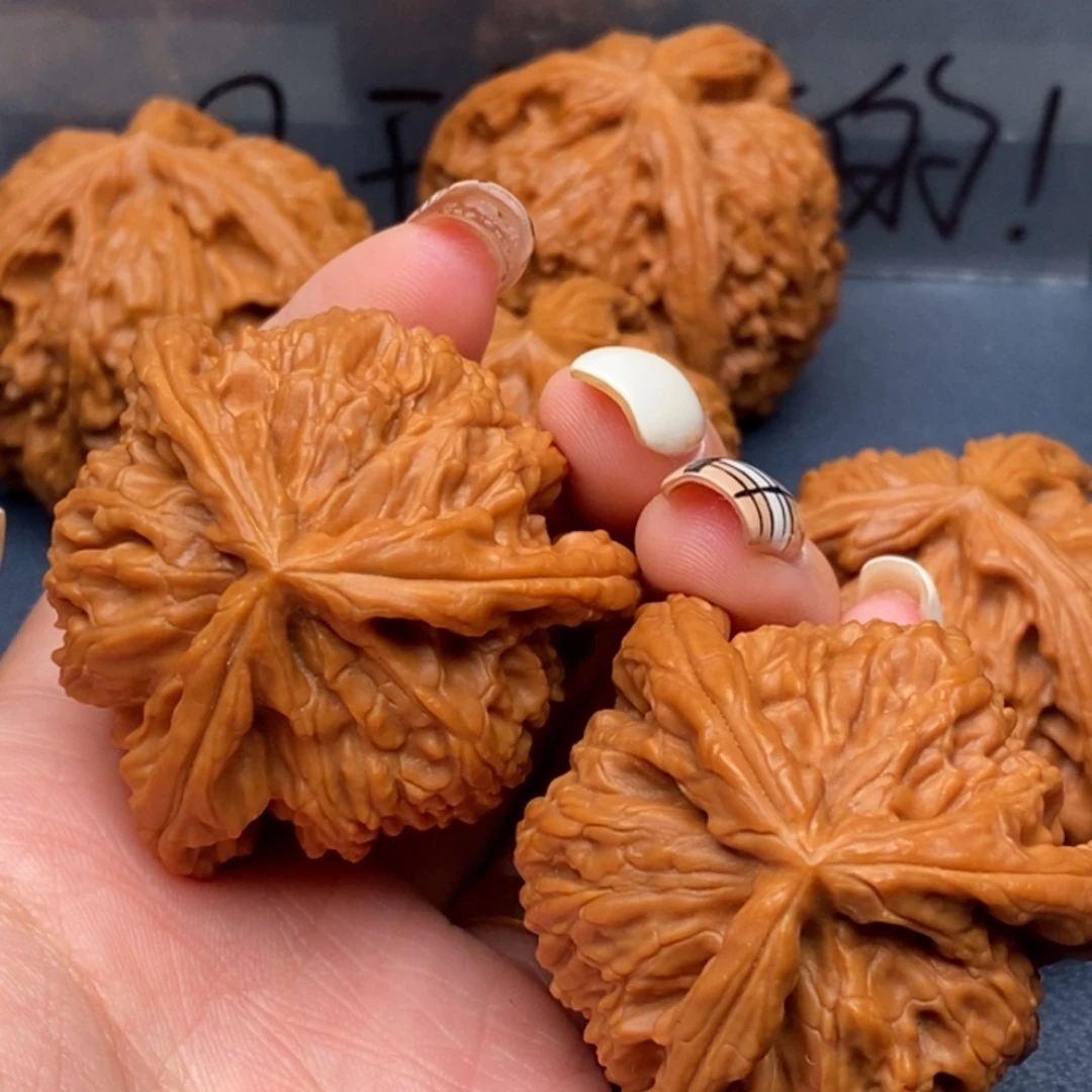 十***️把件文玩核桃白狮子