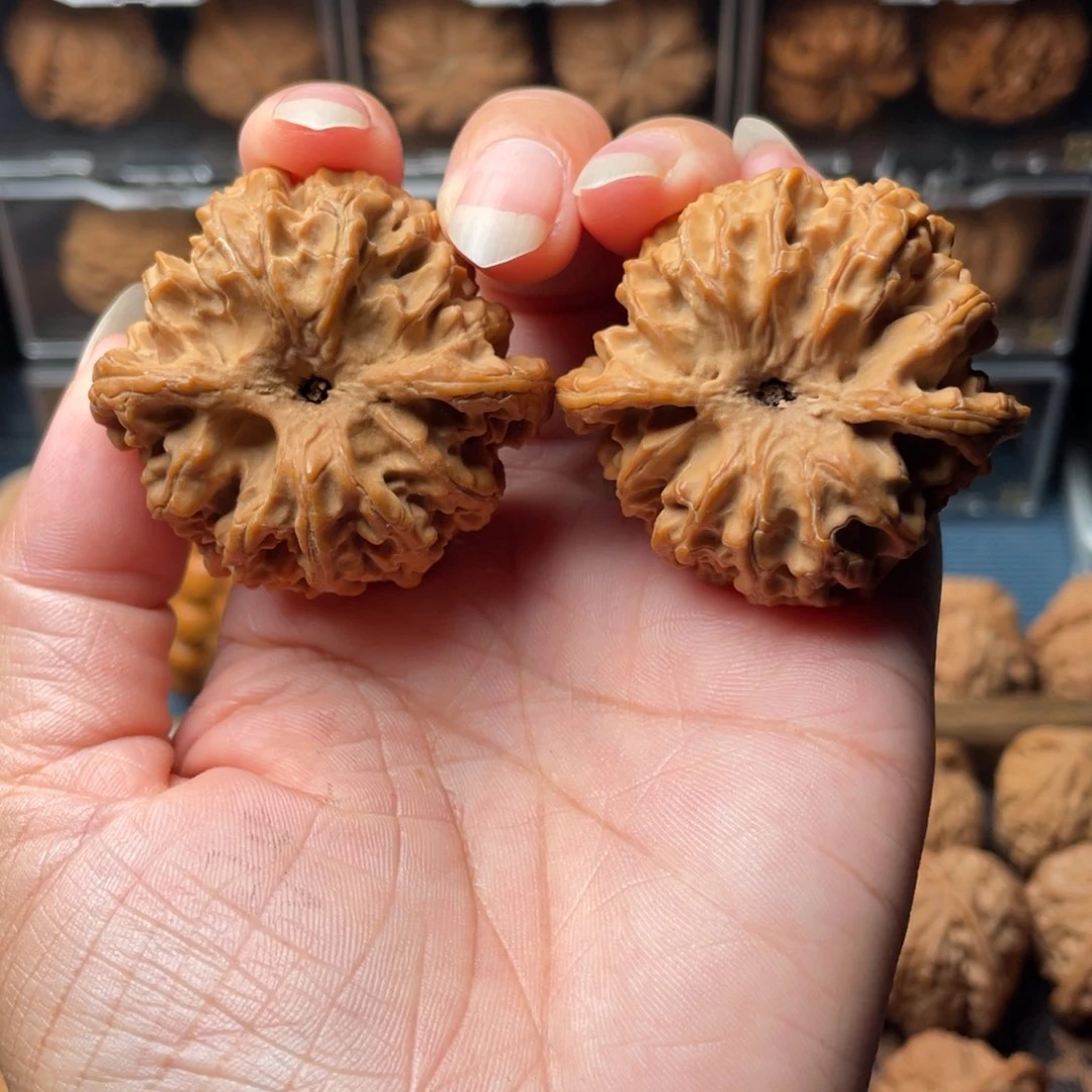 文玩核桃把件45苹果园