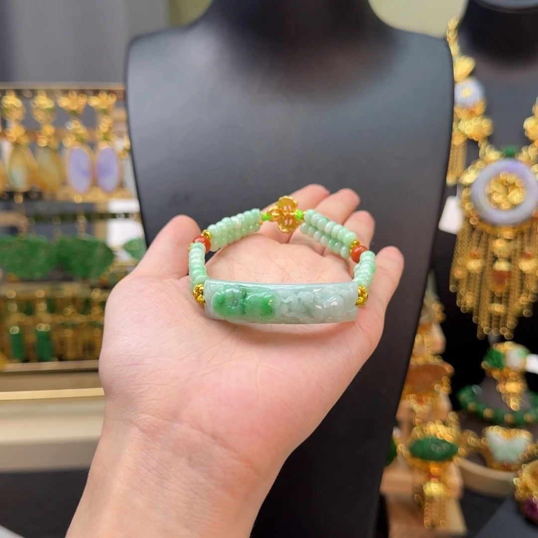 翡翠未镶嵌颈饰福利翡翠手链（亏清）