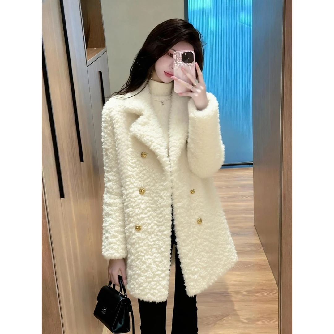 白色羊羔毛厚外套女冬时尚洋气时髦高端小众不撞款中长款保暖大衣
