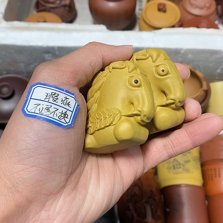 瑕疵不退不换介意勿拍