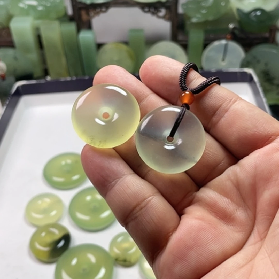 【闪购商品】未镶嵌岫玉挂件最***七