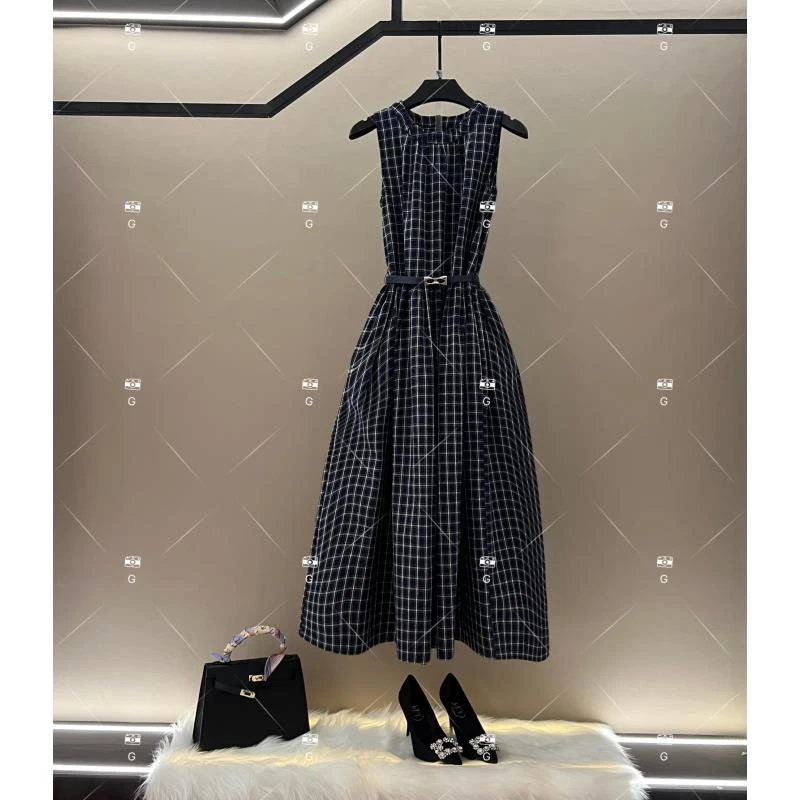 【倩倩】夏季新款复古时尚百搭印花无袖连衣裙 H-701