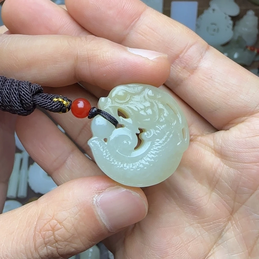 和田玉挂件未镶嵌鱼化龙