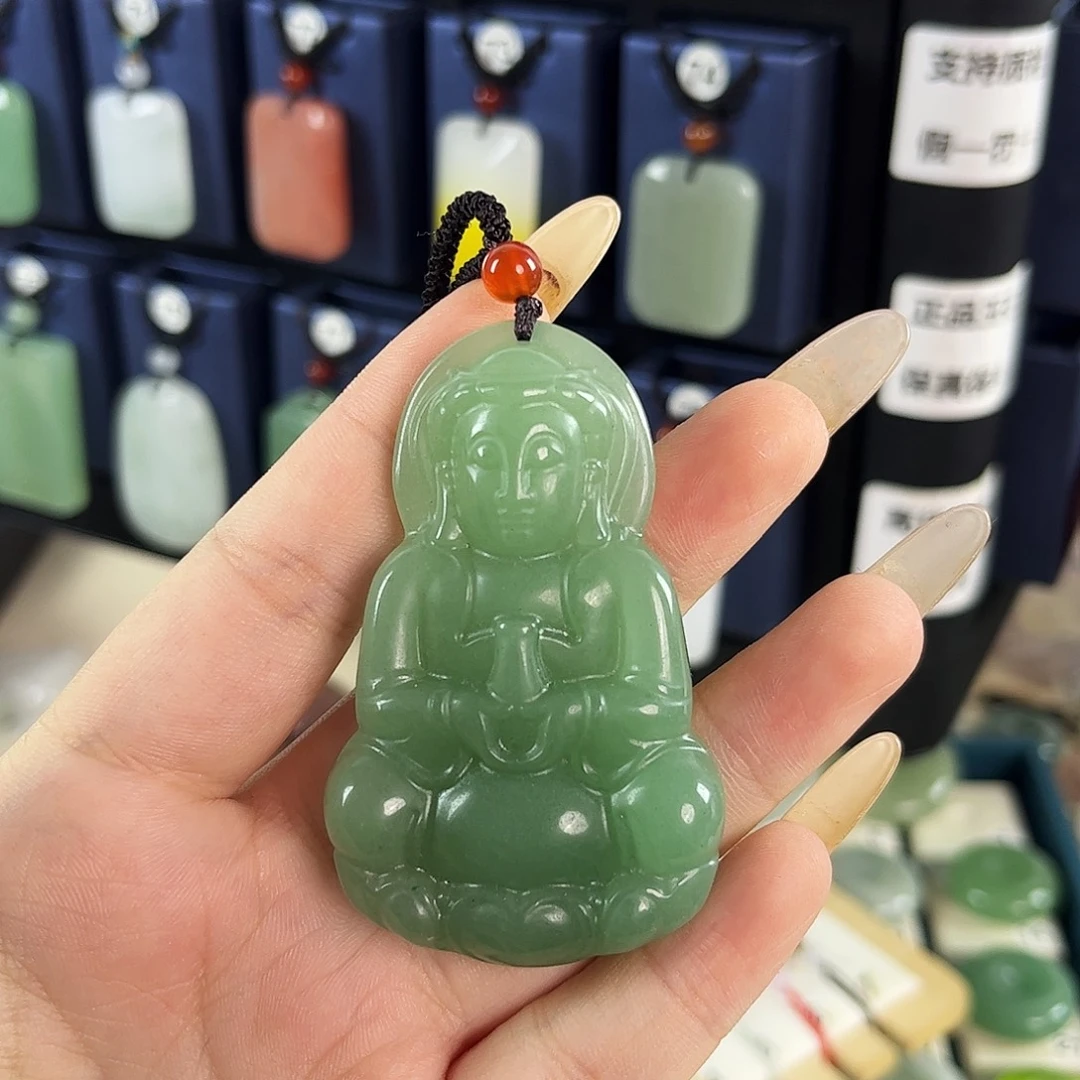 雨***天石英质玉未镶嵌颈饰