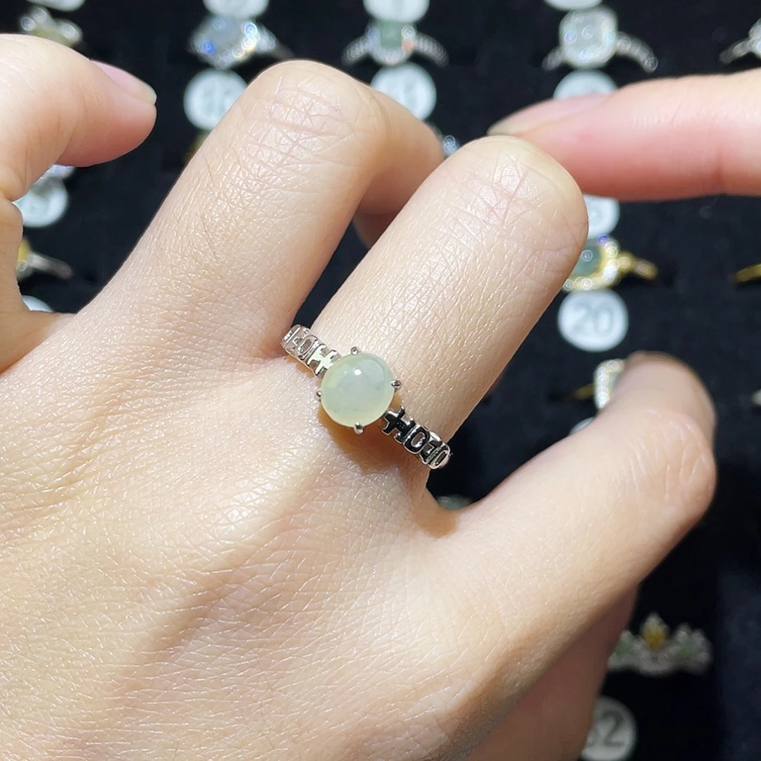 翡翠未镶嵌戒指戒指