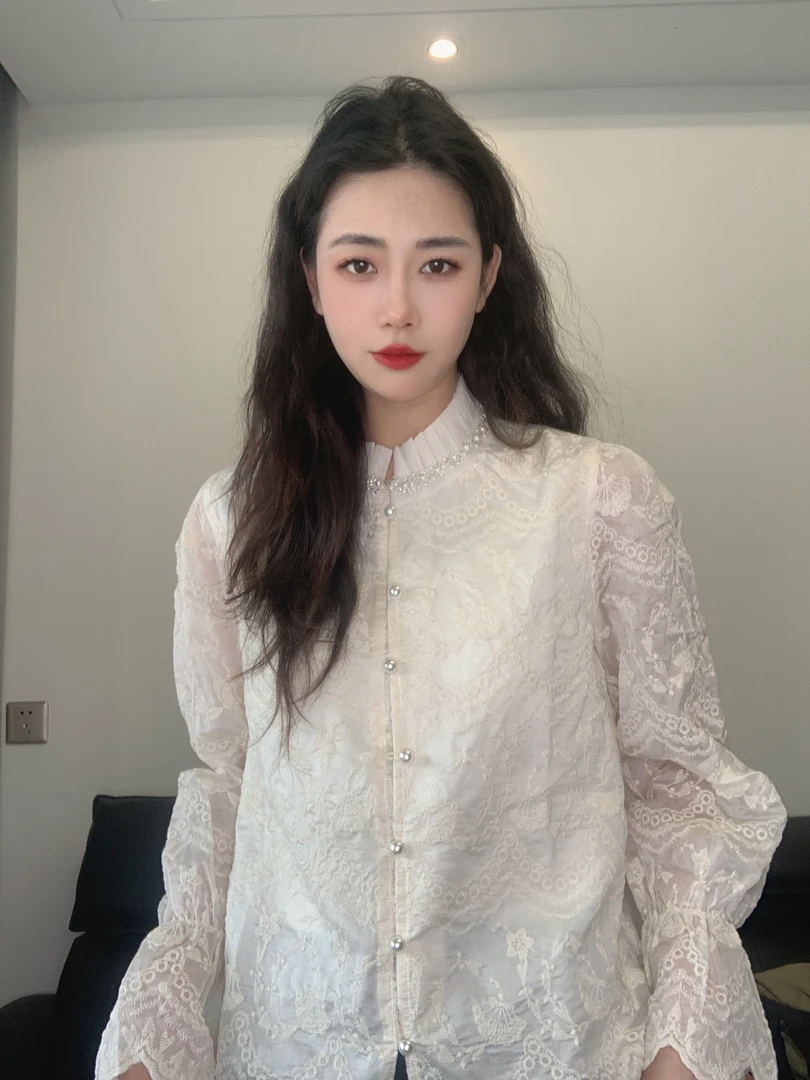 九月   花边蕾丝     新款春款重工蕾丝显瘦气质新中式衬衣