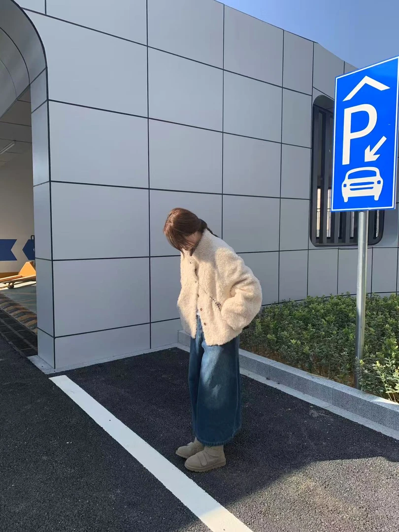 MAOSTUFF“冬日新宠”暖呼呼全羊毛短款秋冬新款皮毛一体大衣短外套