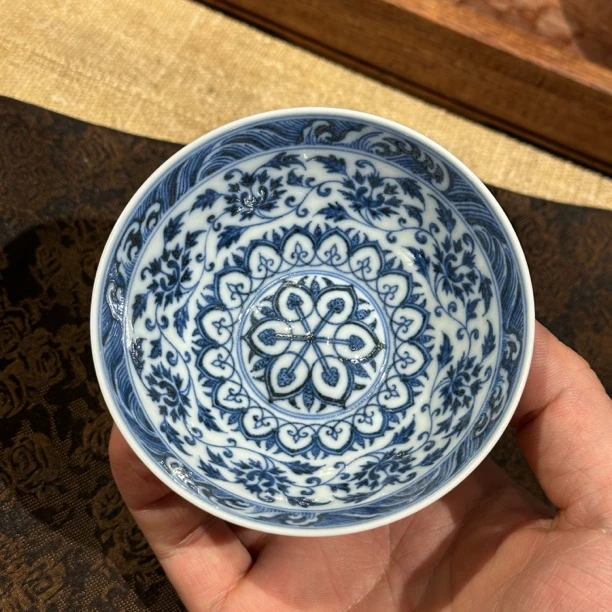 且斋牡丹轮花纹馒首心杯全手工陶瓷主人杯