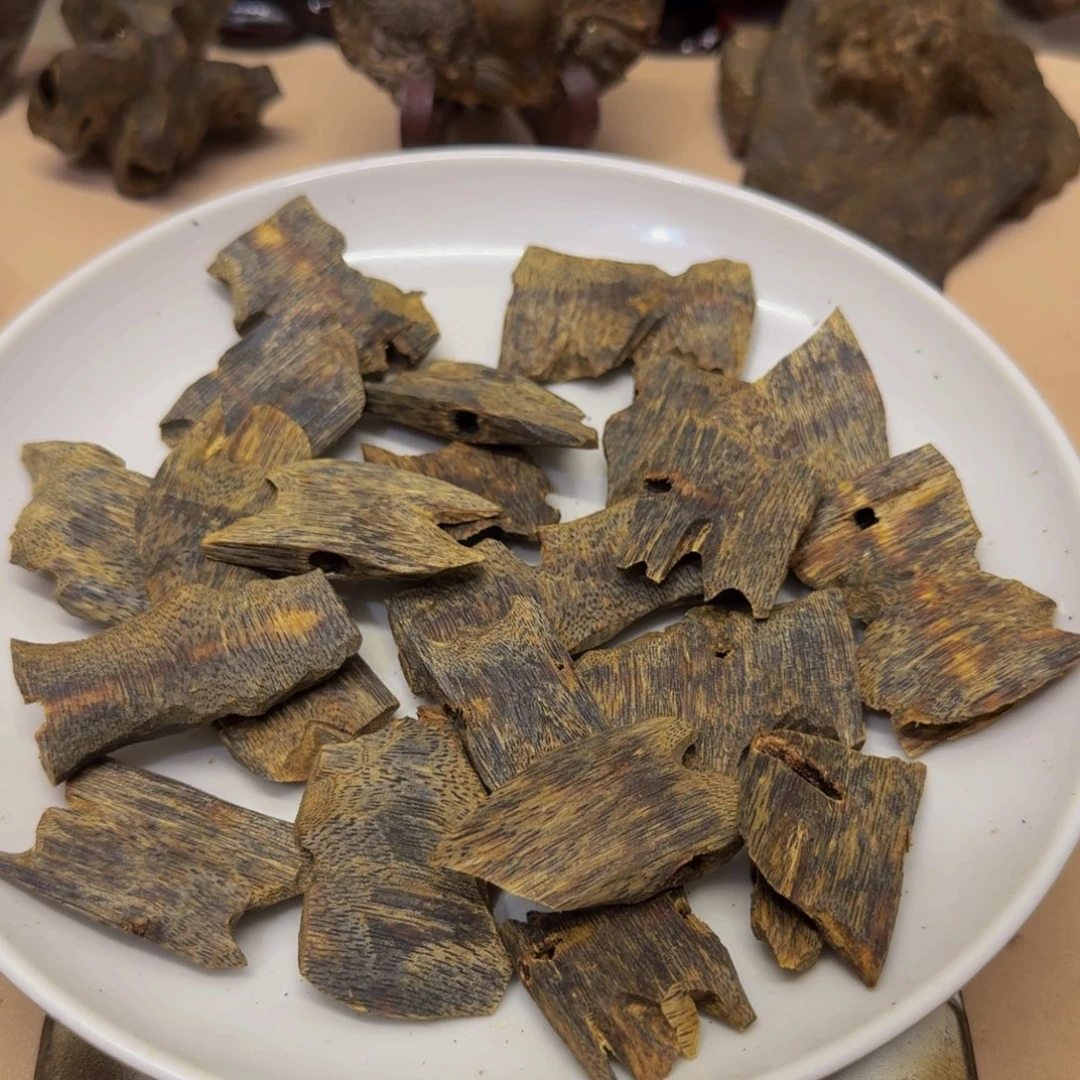 S***H沉香碎屑沉香千里香高端块料101克