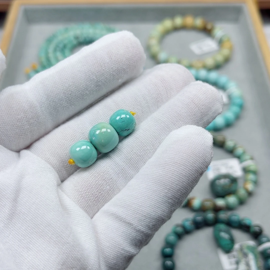 绿松石未镶嵌挂件