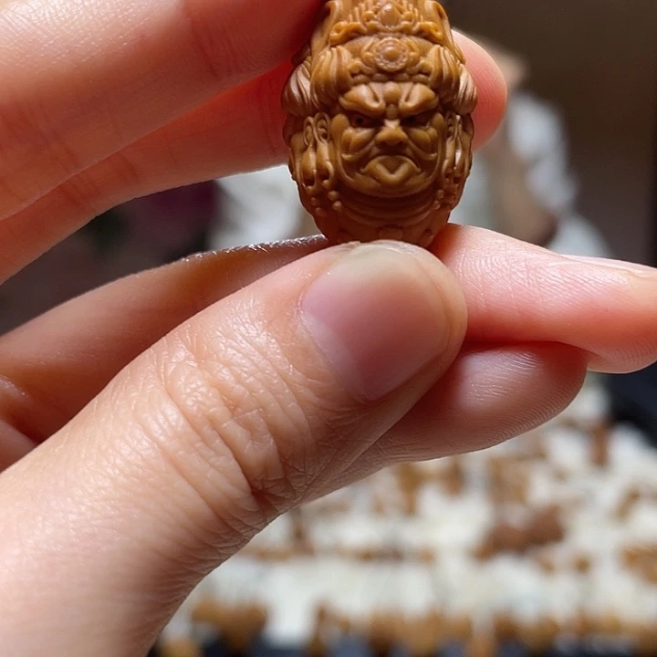 橄榄核吊坠不动明王