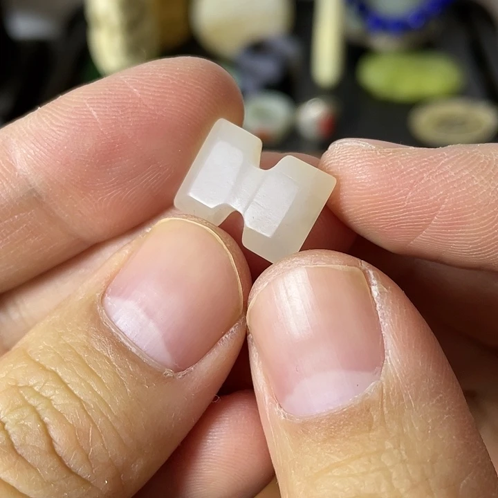 【闪购商品】吊坠(不含链)未镶嵌和田玉