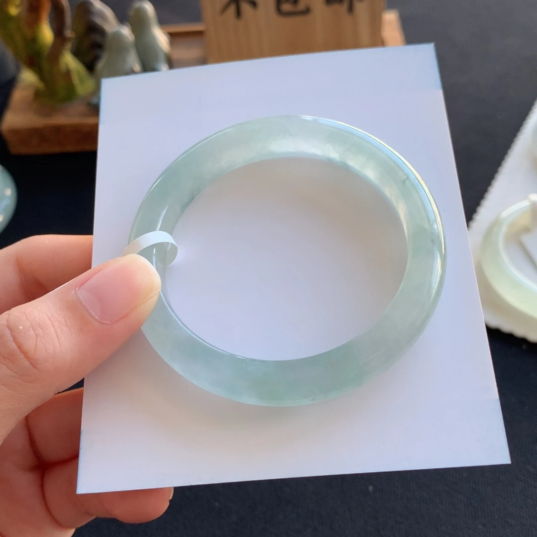 未镶嵌手镯翡翠翡翠