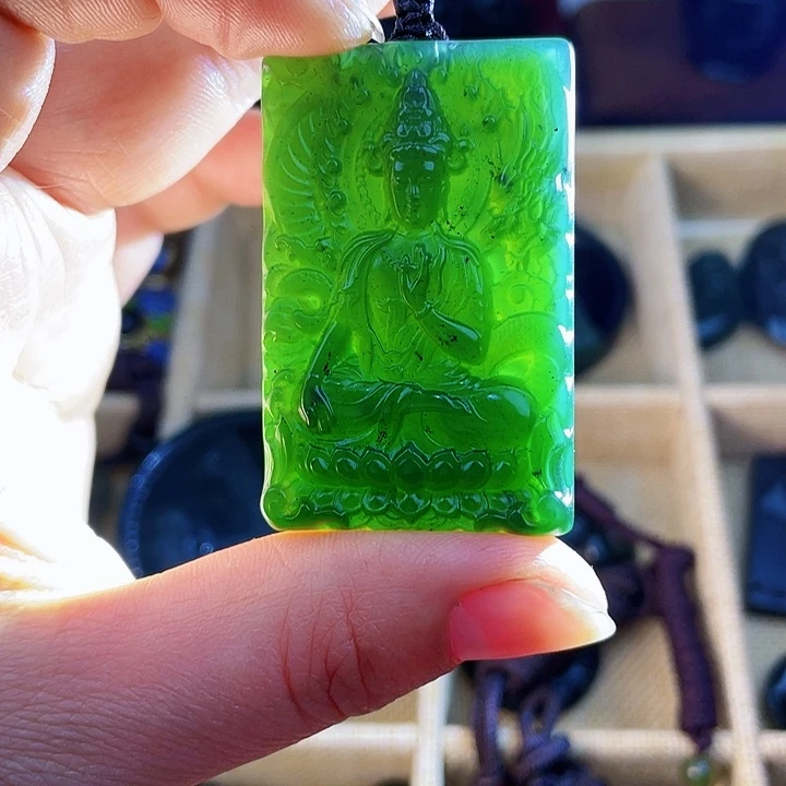 蛇纹石玉未镶嵌挂件