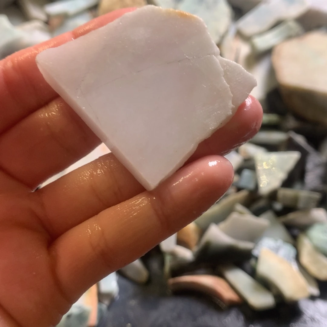 翡翠颈饰未镶嵌缅甸翡翠