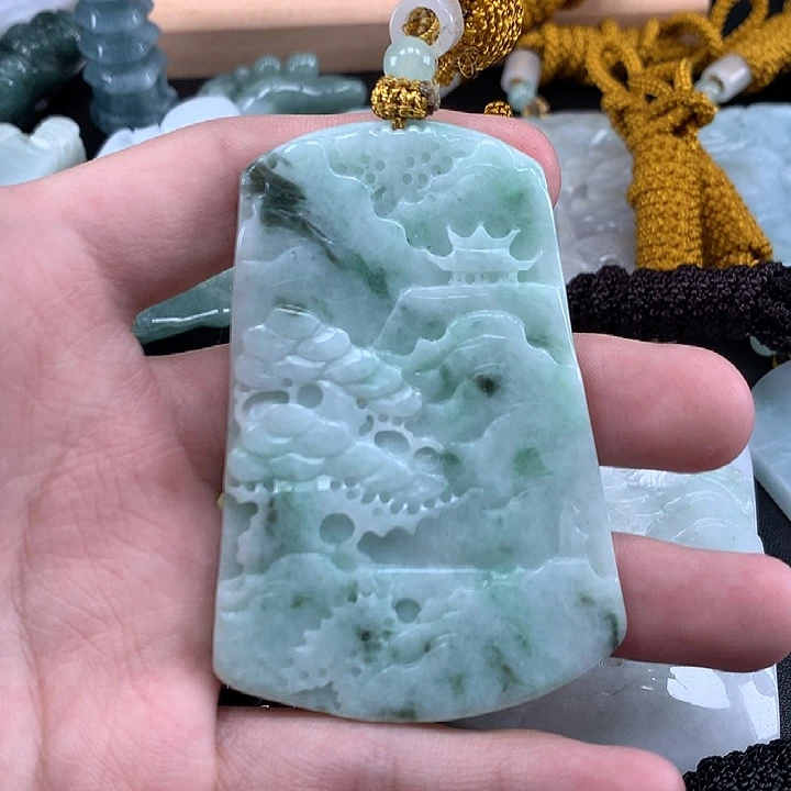 翡翠未镶嵌颈饰天然保真a货