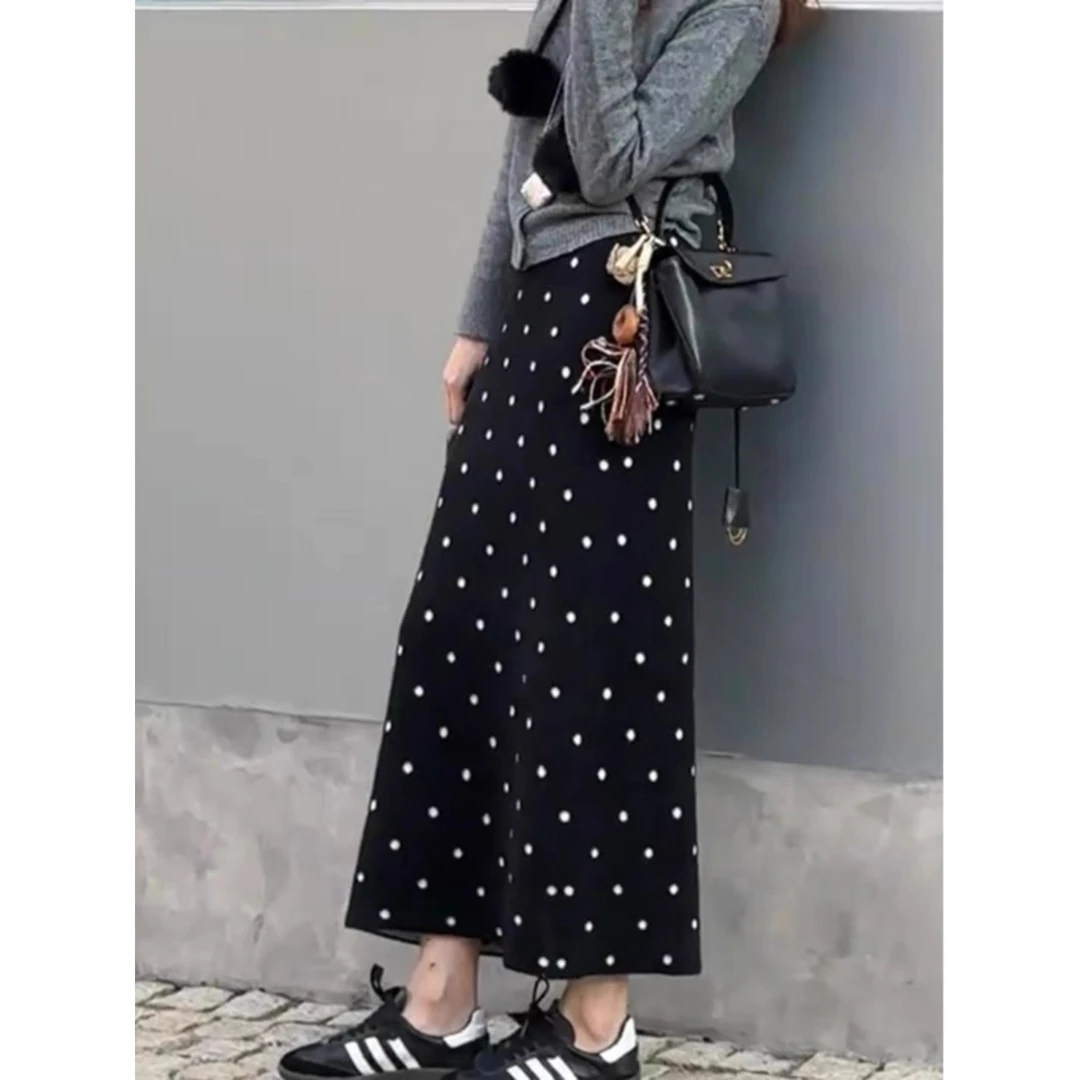 美呆了!黑色波点针织半身裙女新款高腰显瘦包臀裙气质时尚直筒裙