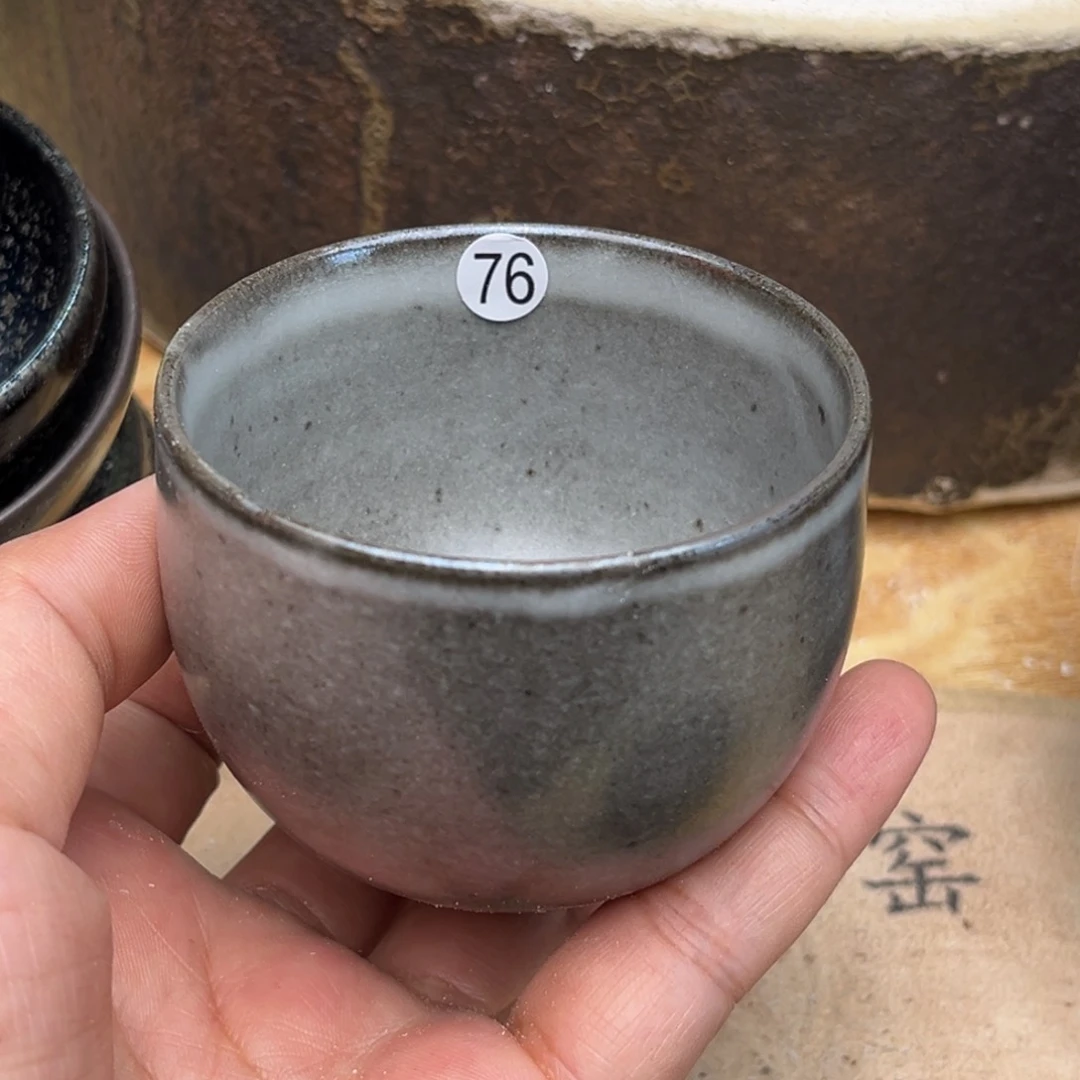 茶盏义兴龙窑坚持真柴烧