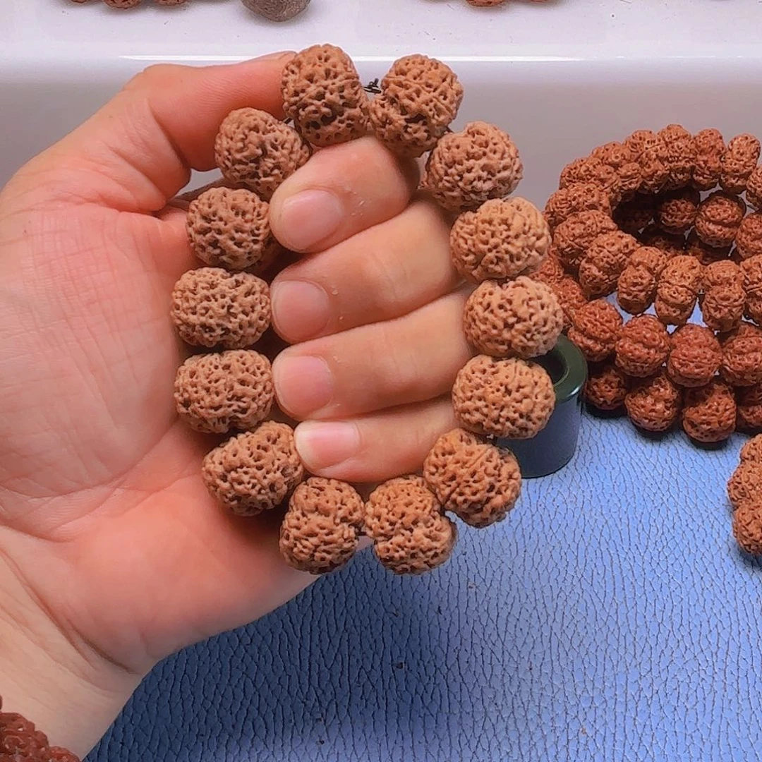 磅***、金刚菩提手串009/22mm 五星蜂王