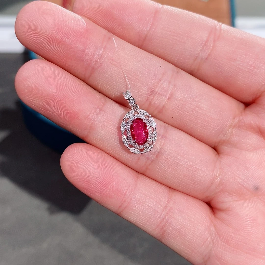 红宝石颈饰18K金镶嵌AIGS无烧鸽血红1.08ct