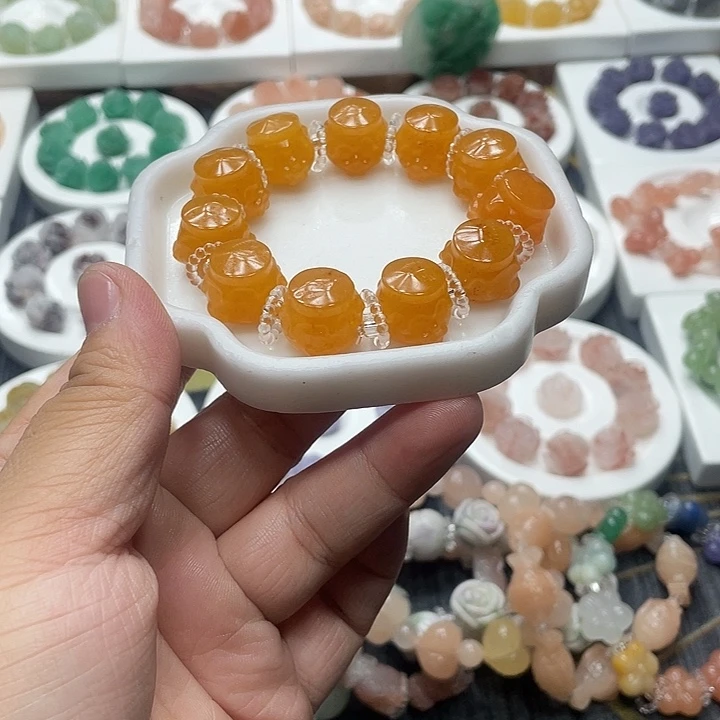 石英质玉（非洲翠）合金手串