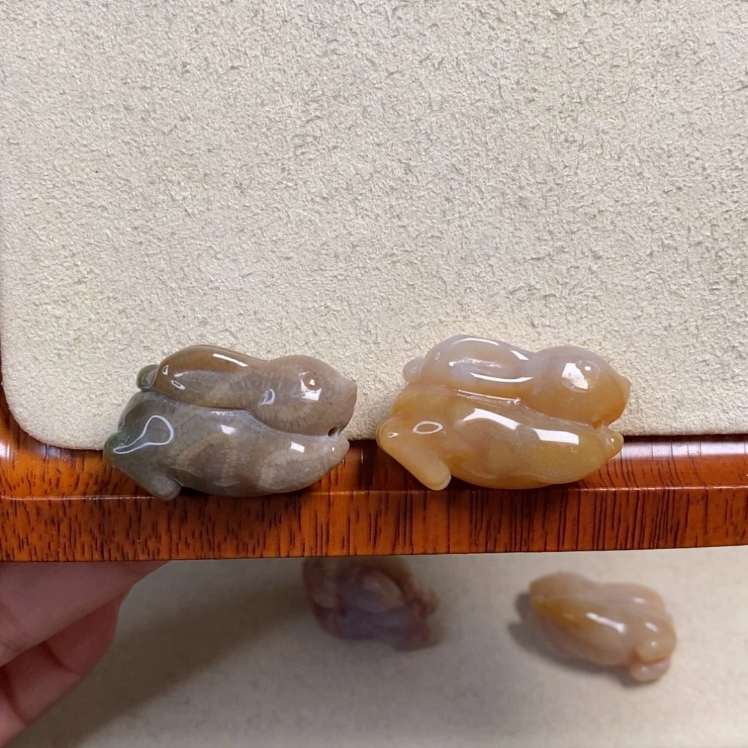 ****°硅化玉未镶嵌吊坠