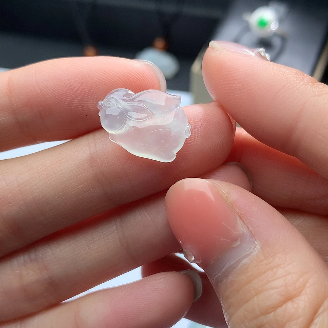 翡翠裸石翡翠小飞猪翡翠翡翠