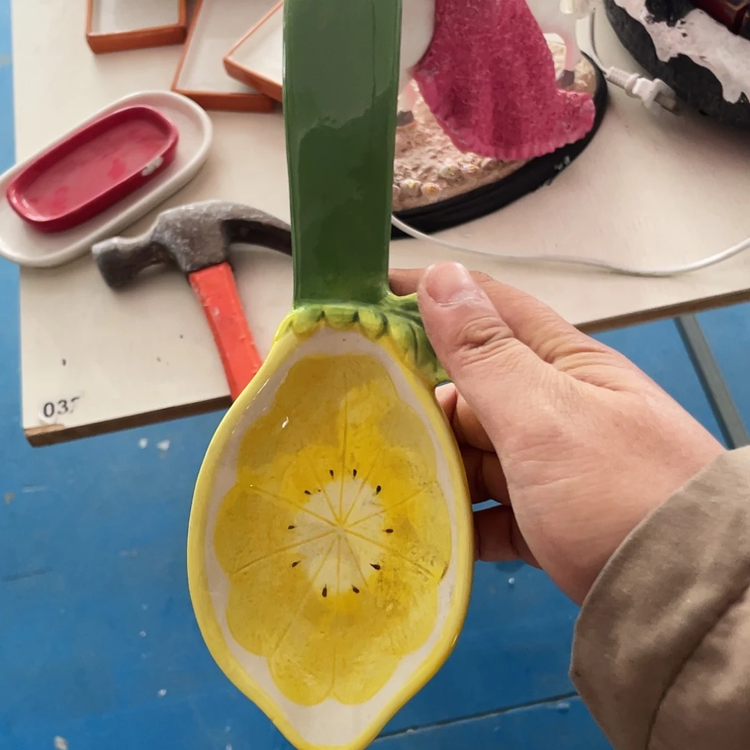 摆件艾***生摆件。