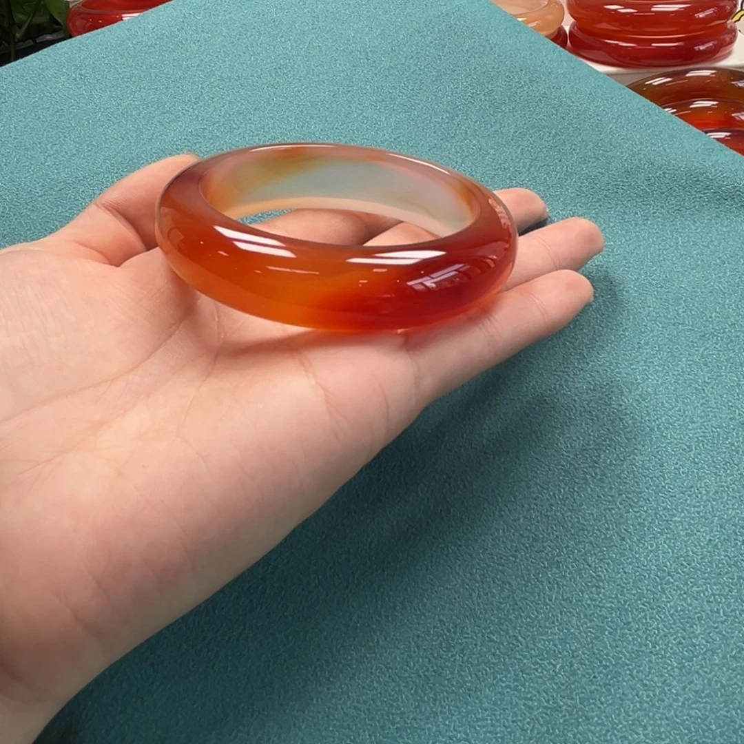 手镯玛瑙/玉髓未镶嵌