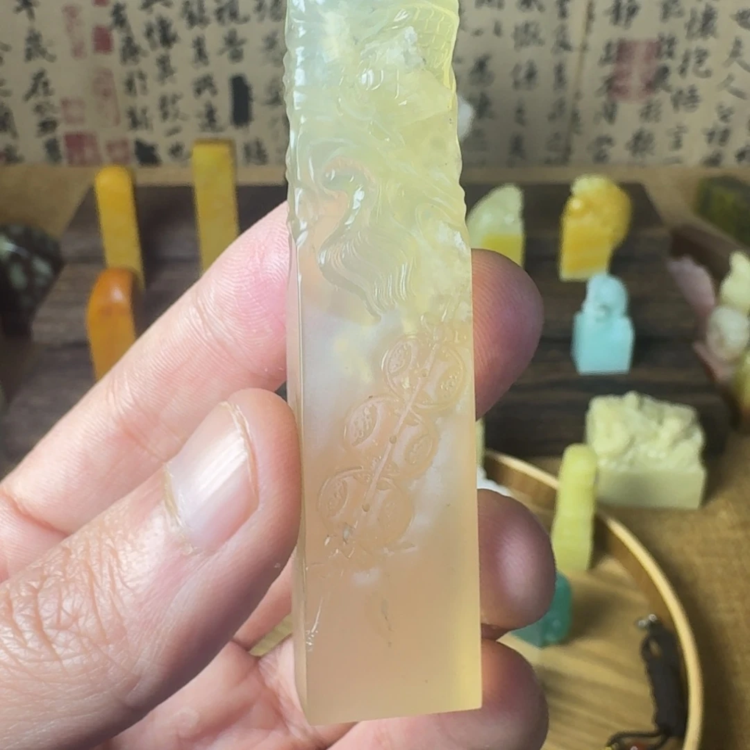 初***源印石青田石青田岩门晶