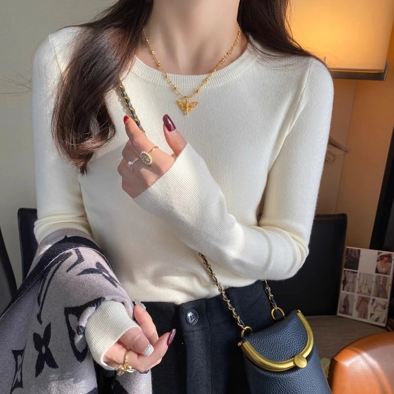白色圆领针织打底衫女内搭2025秋冬新款毛衣外穿修身洋气长袖上衣