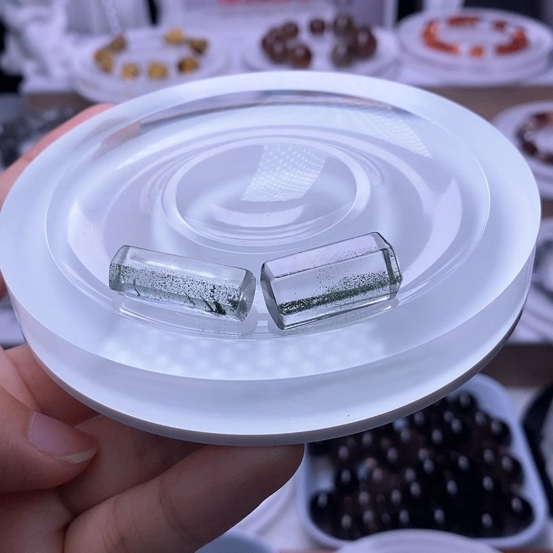 水晶天然水晶打孔不退换未镶嵌菟*。