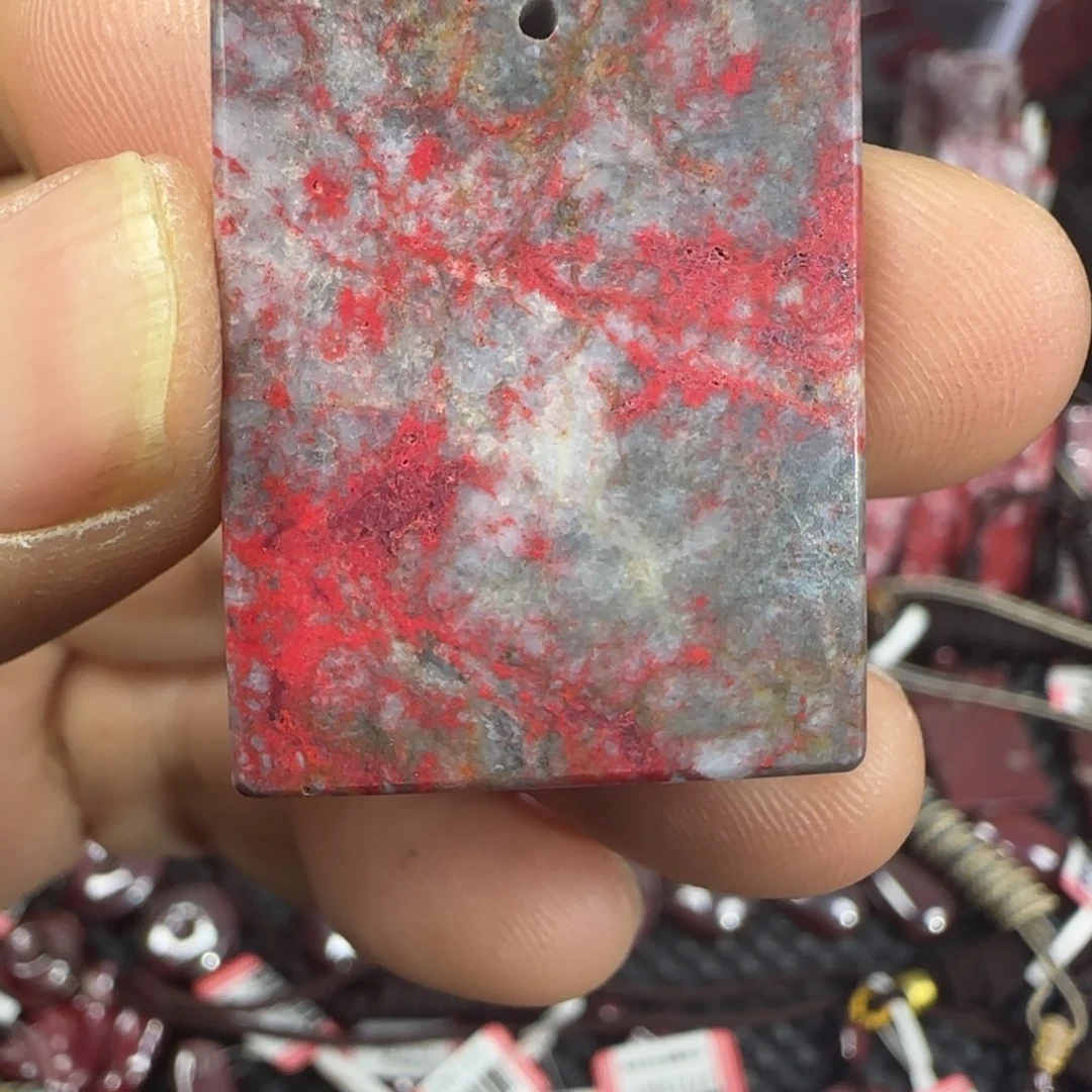 天然辰砂朱砂原石无事牌