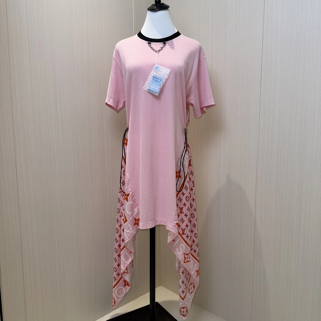 99新 LouisVuitton/路易威登 胸围102衣长85尺码S 裙摆裙 LX0971