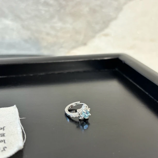 铜合金合成锆石耳饰 蓝五角星耳钉EJ1131（一个）