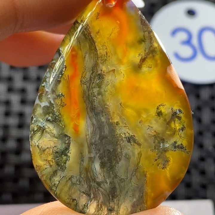 未镶嵌颈饰玛瑙/玉髓正**存
