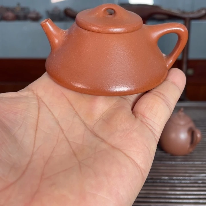 紫砂茶壶哈哈哈哈哈我真的好喜欢这个