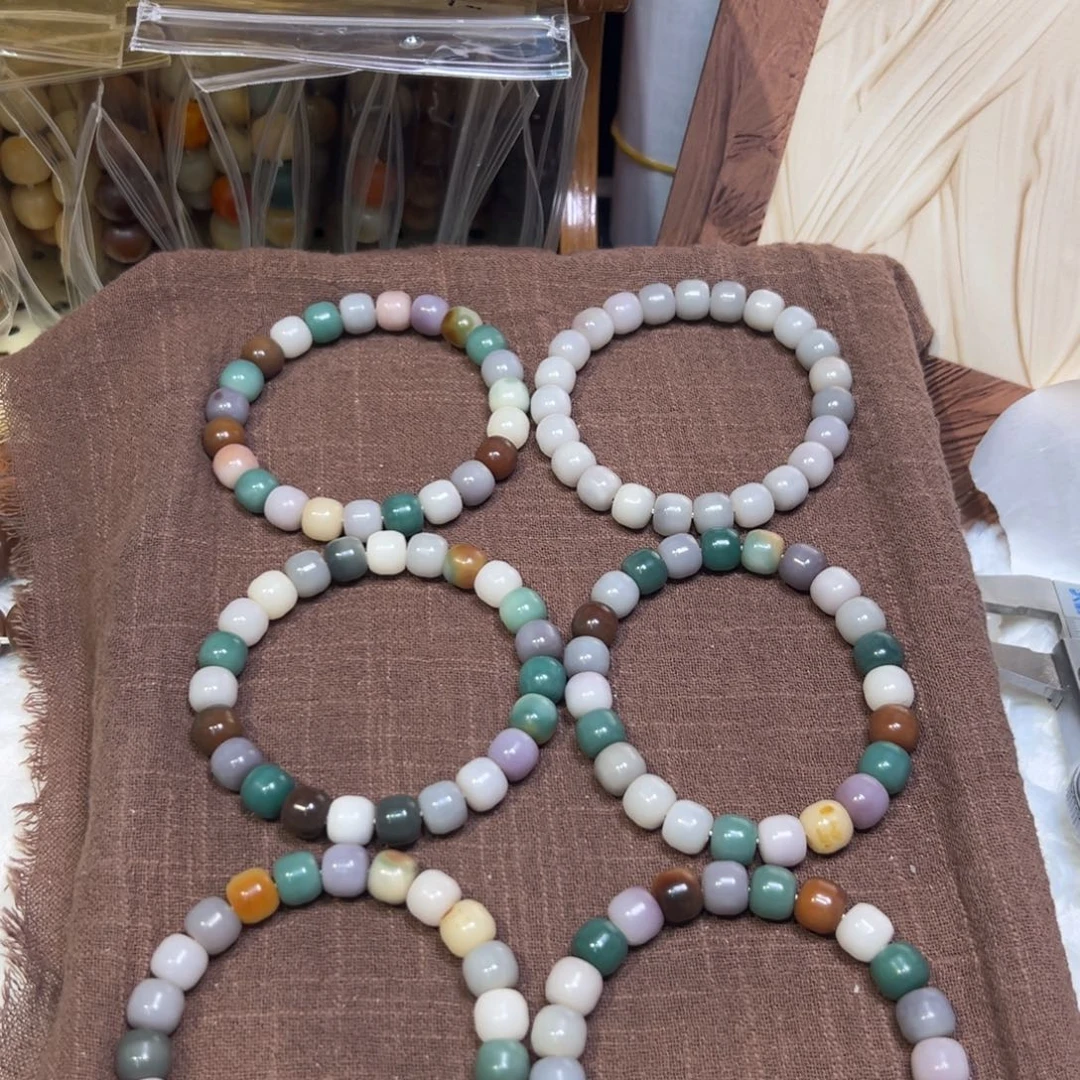 菩提籽类卡10炫彩小精灵大瑕福利