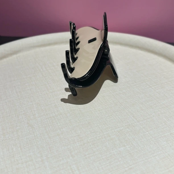 2141黑白山大醋酸抓夹