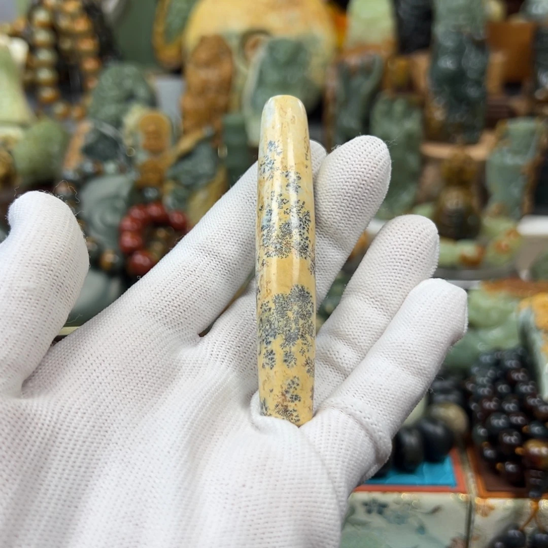 奋***9未镶嵌岫岩河磨玉（透闪石质玉）把件