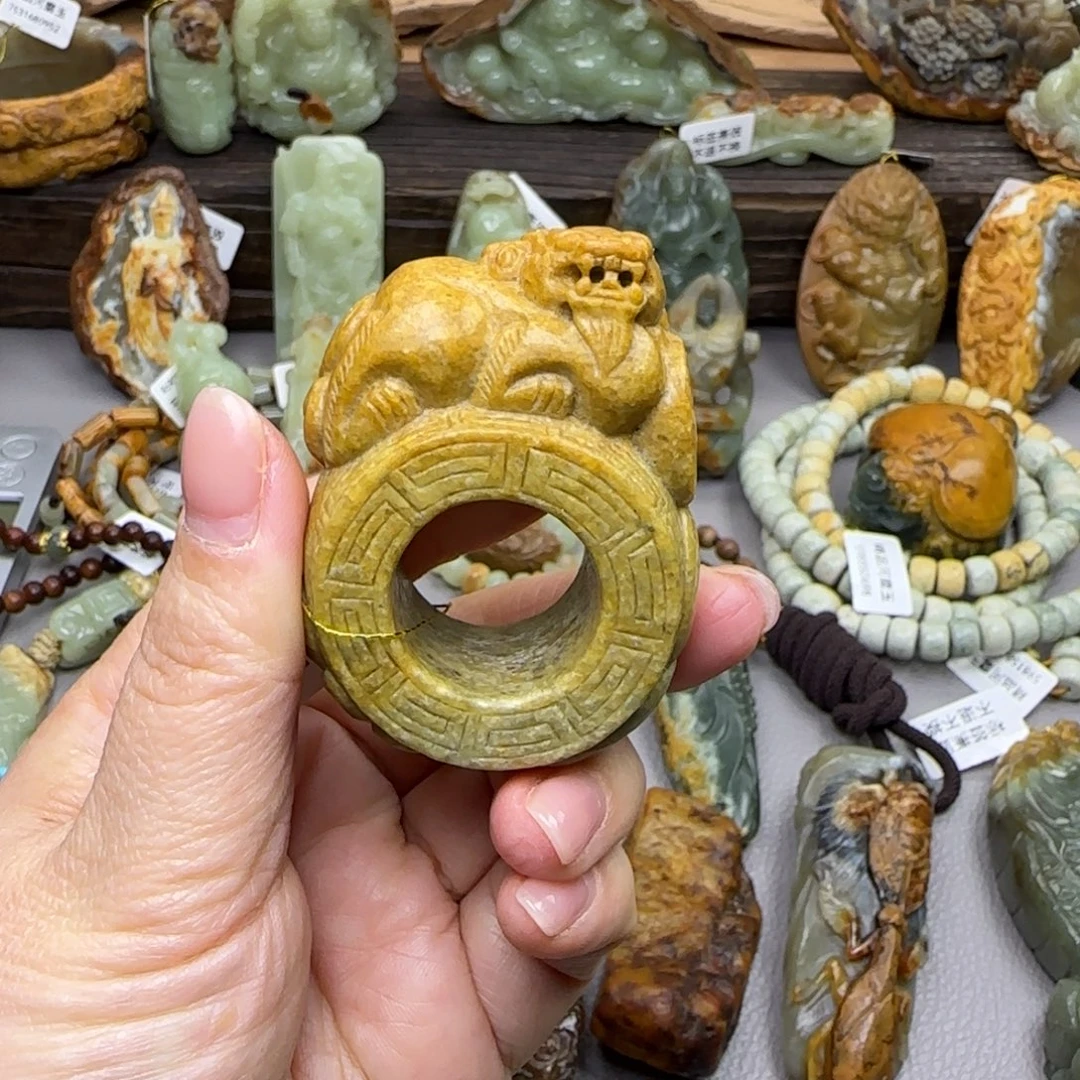 左***克岫岩河磨玉（透闪石质玉）未镶嵌珠宝奇石