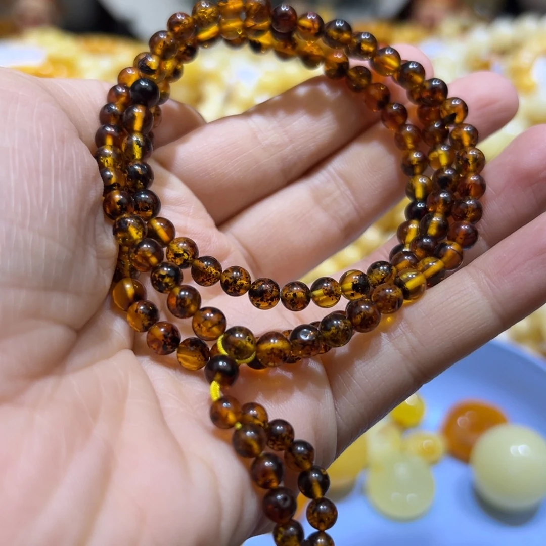 琥珀珠宝奇石未镶嵌