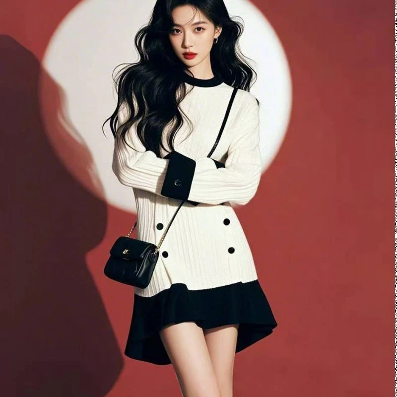 秋季新款黑白撞色针织连衣裙高端贵气感千金穿搭气质内搭裙子