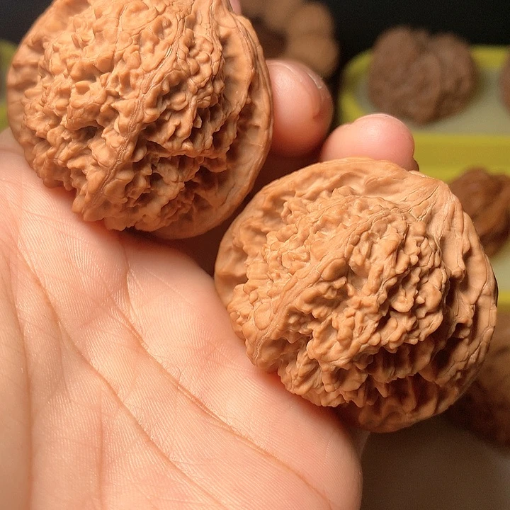 桃核把件李**?满天星111111