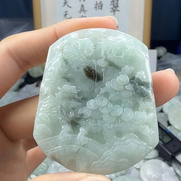 翡翠未镶嵌颈饰翡翠