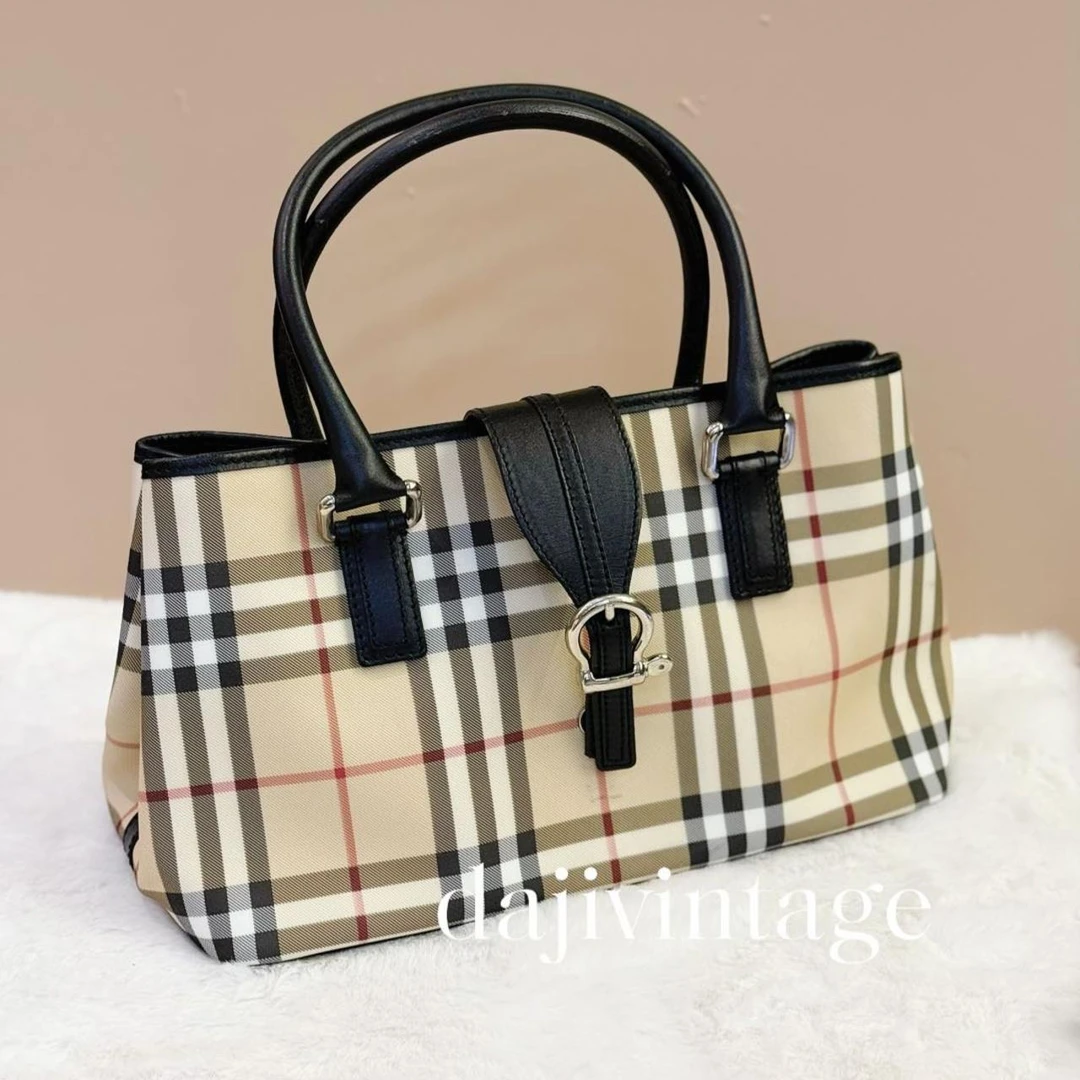 95新 BURBERRY/博柏利 大吉中古/Burberry格纹马蹄扣单肩包