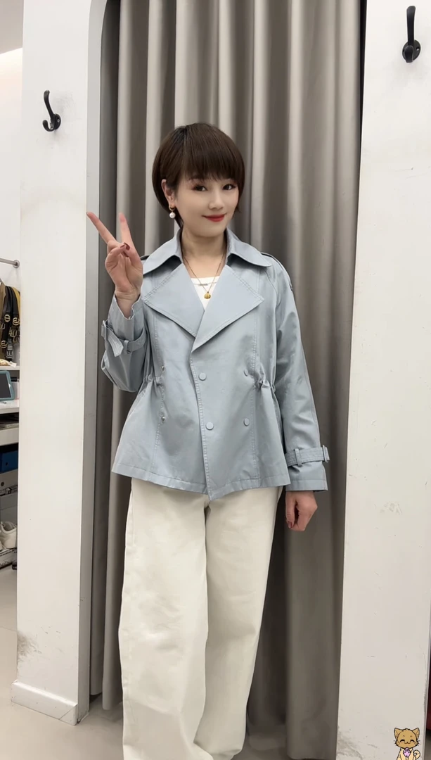 2025春款新款高端风衣女短款今年流行炸街短款